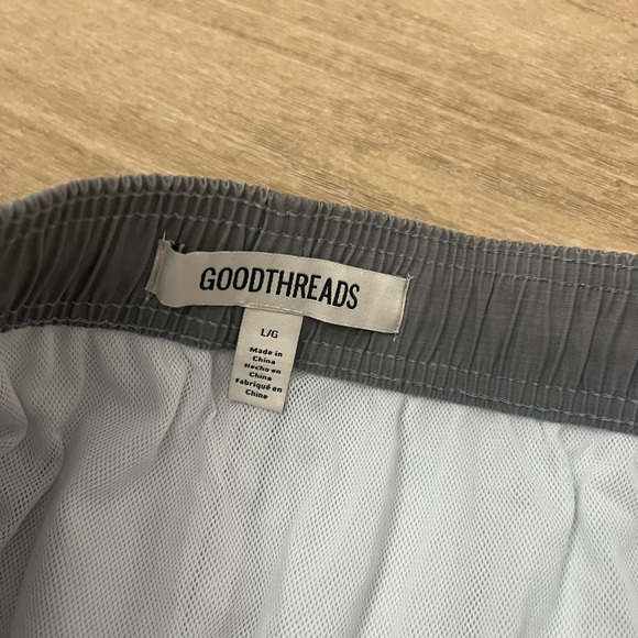 Good threads gray swimsuit trunks large - Picture 4 of 7